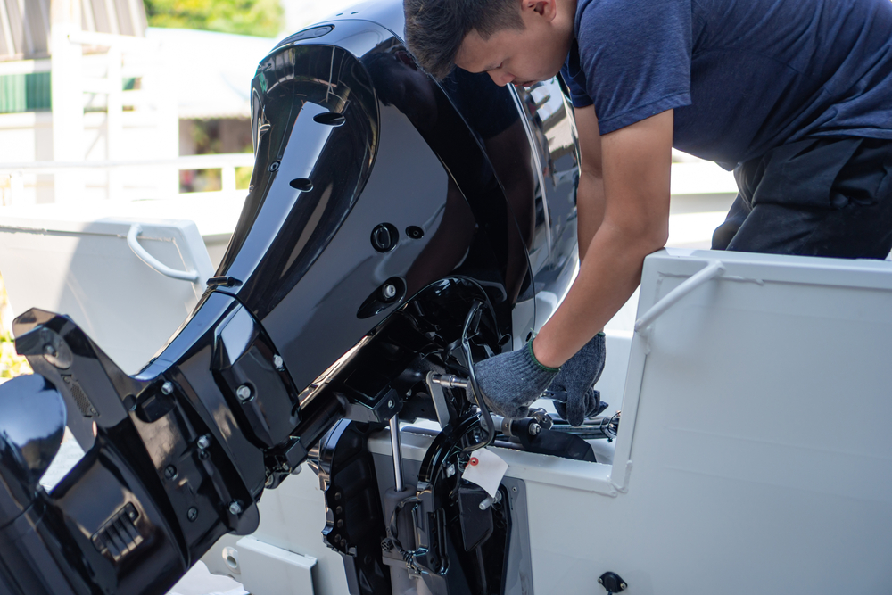 Marine Mechanic — Outlaw Marine and 4x4